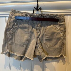SUPPLIES Ladies Women’s Girls Size 2 Tan Shorts